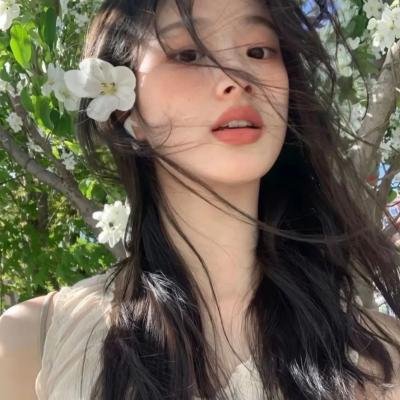 黄桷树下的孩子们